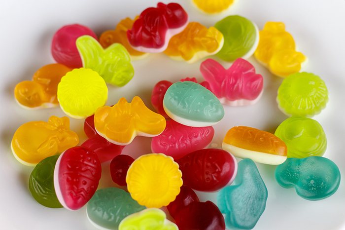 What is the difference between edible gelatin and carrageenan?